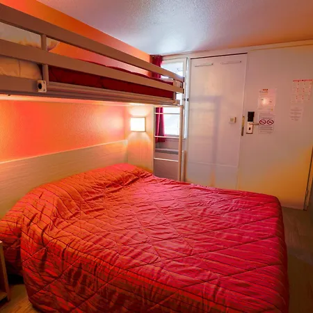 Premiere Classe St Quentin Hotel 2*