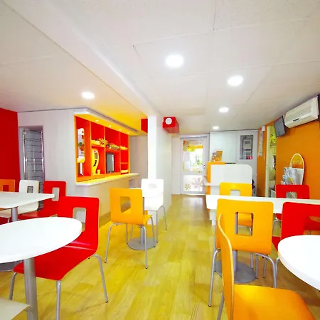 Premiere Classe St Quentin 2*