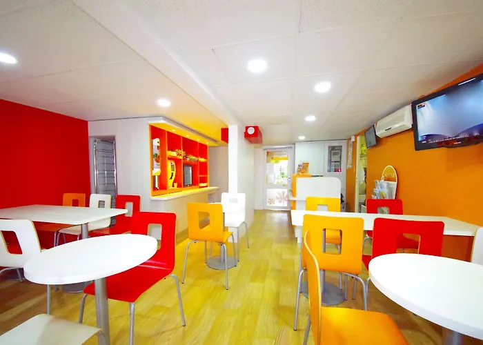 Premiere Classe St Quentin 2*